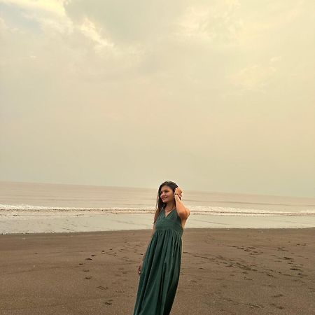Cassa Marina Beach Resort Damlawari Buitenkant foto