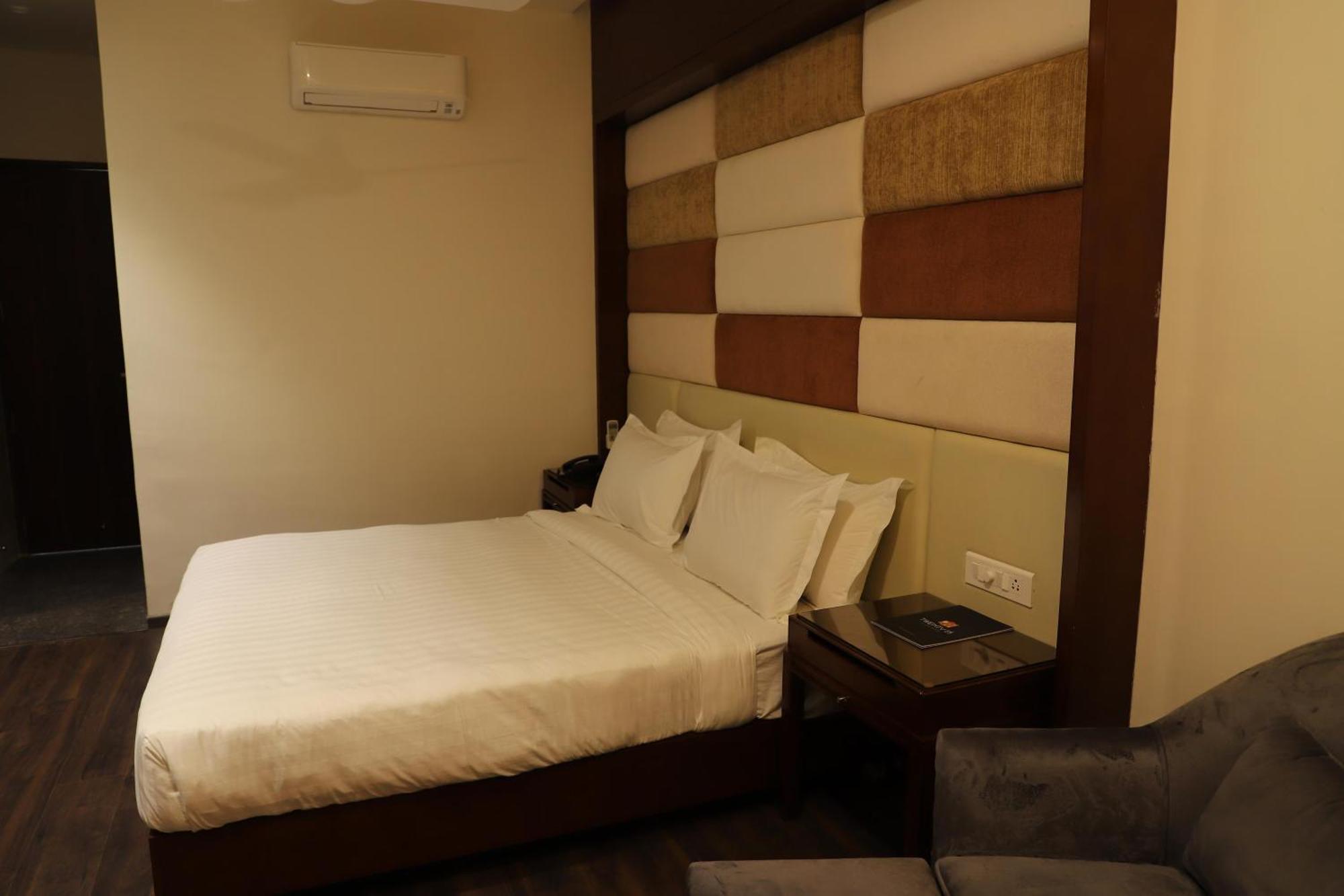 Cassa Marina Beach Resort Damlawari Buitenkant foto